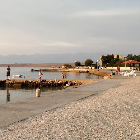 דירה Selena ויר