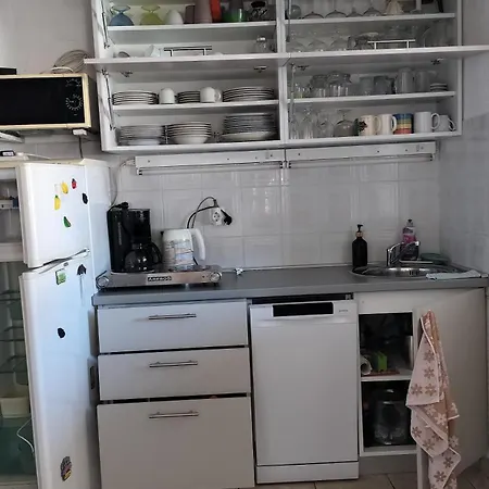 Selena Apartment Vir